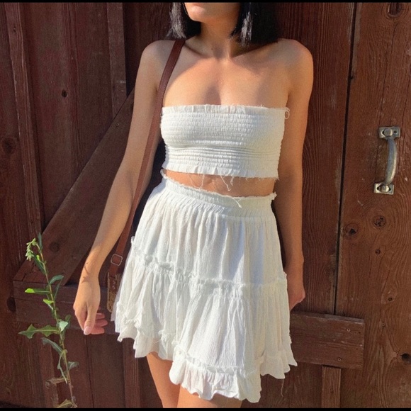 Showpo. Tops - Showpo White Tube Top